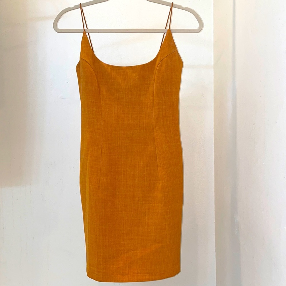 Gorgeous Summer Dress SIZE M (RUNS A BIT SMALL)